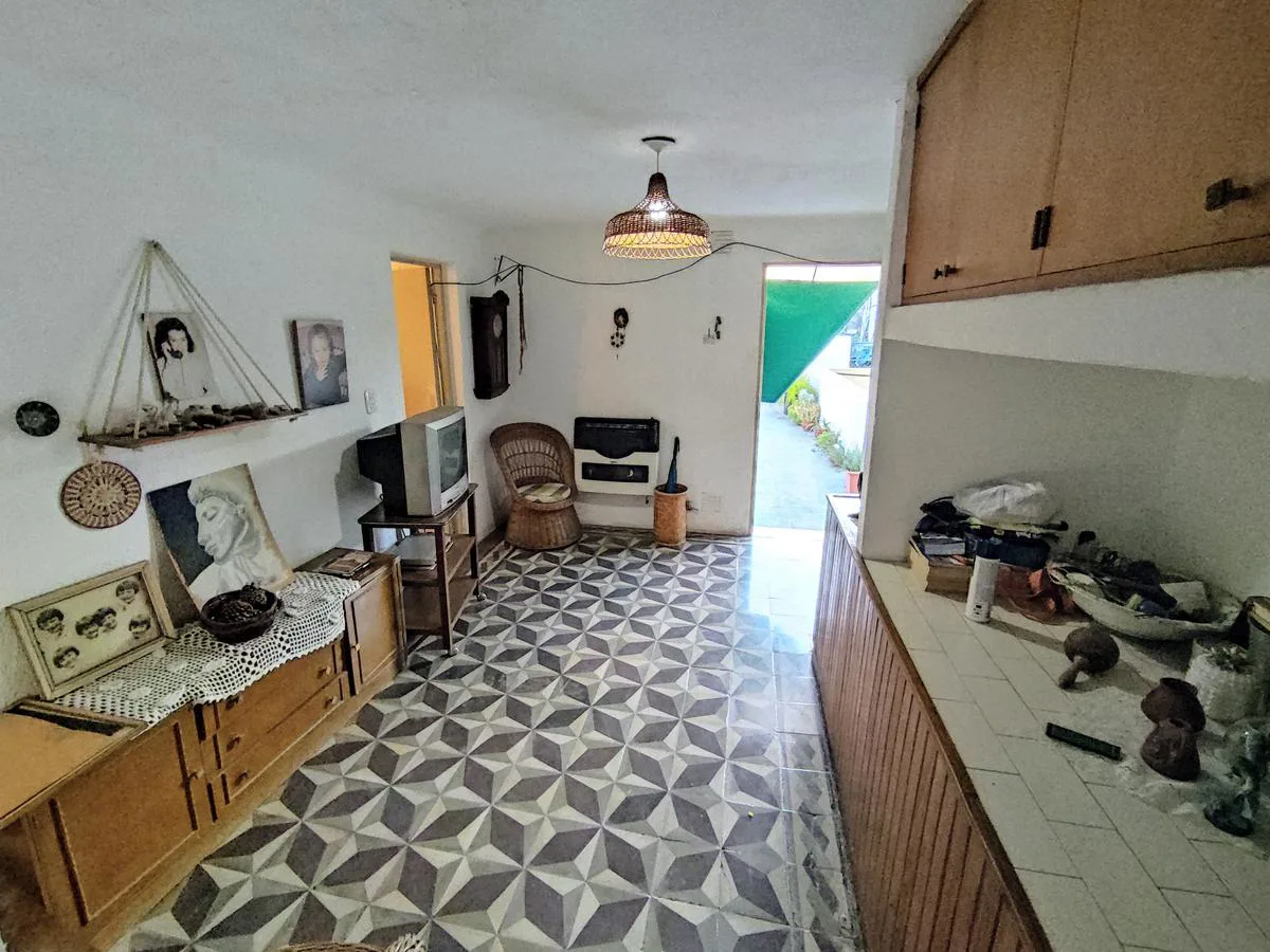 Rouillon 1500 - Departamento  de 2 dormitorios en venta  Rosario foto 3