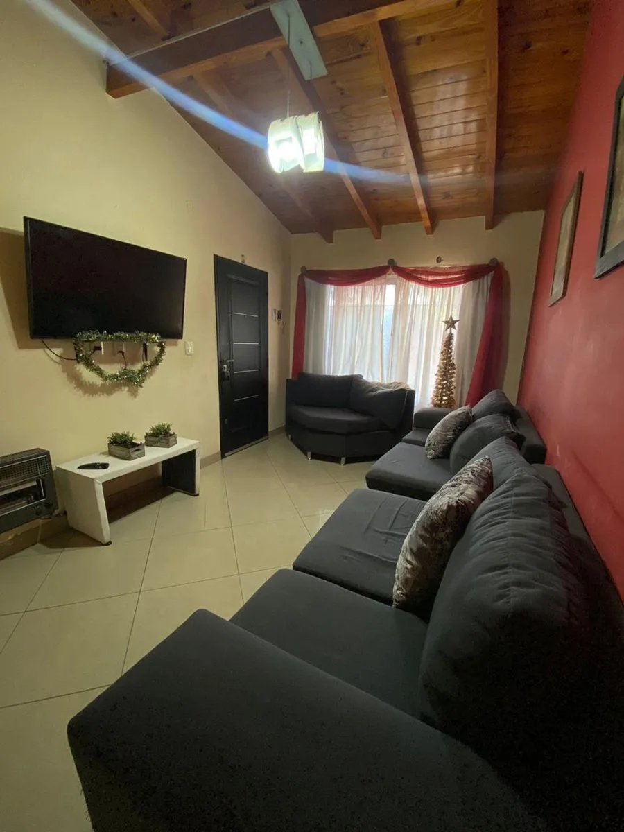 VENTA DE CASA 3 DORM. EN BELTRAN, MAIPU foto 2