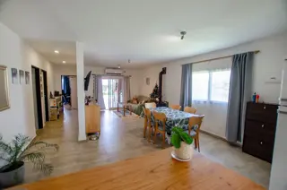 CASA EN VENTA LAGUNA AZUL EZEIZA 4 AMBIENTES foto 3