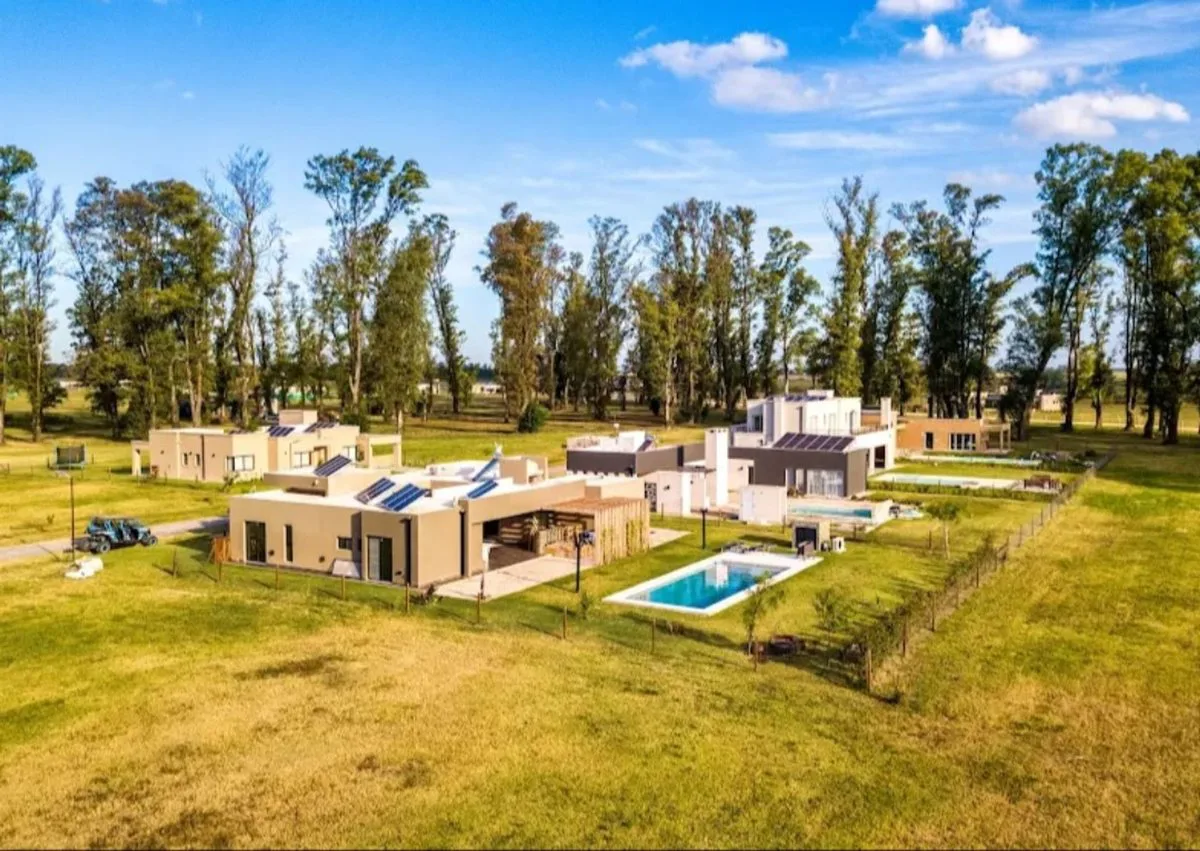 LOTE EN LOS TRES PINOS VILLA DE CAMPO BARRIO ISLA foto 4