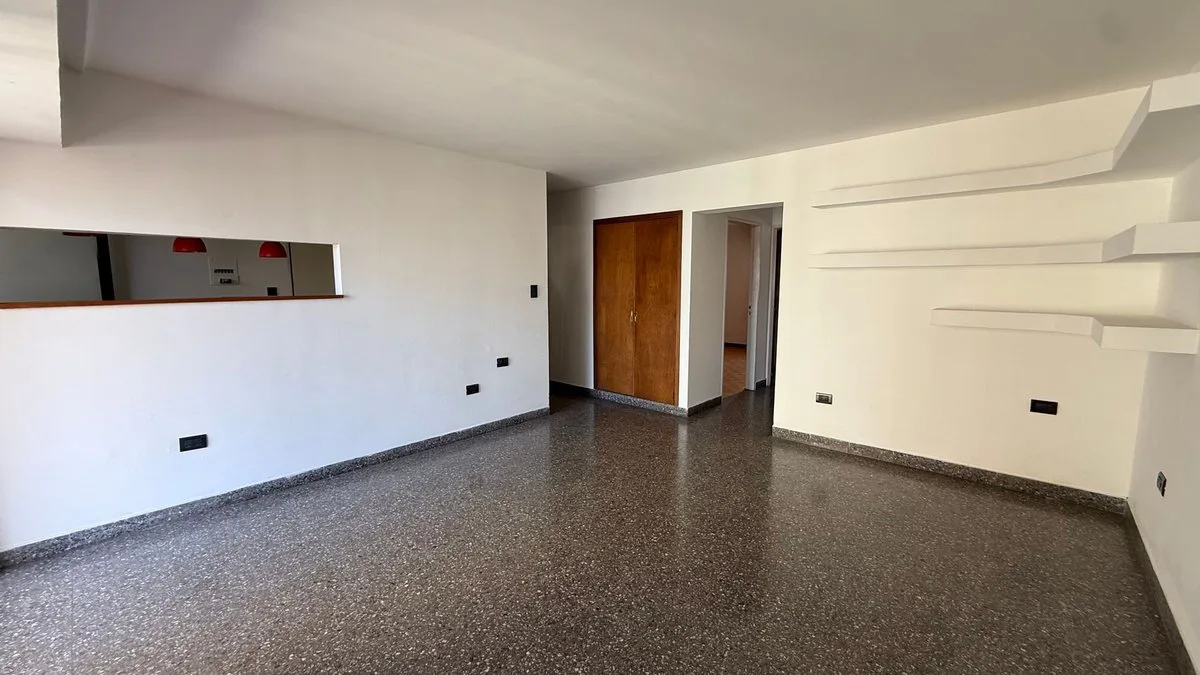 Departamento 2 dormitorios en venta en La Plata foto 2