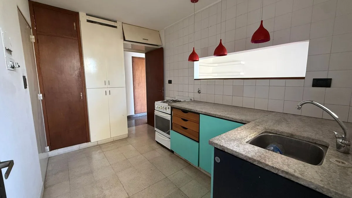 Departamento 2 dormitorios en venta en La Plata foto 3