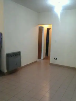 DEPARTAMENTO EN BARRIO MUNICIPAL torre 32 / DOS HABITACIONES foto 3