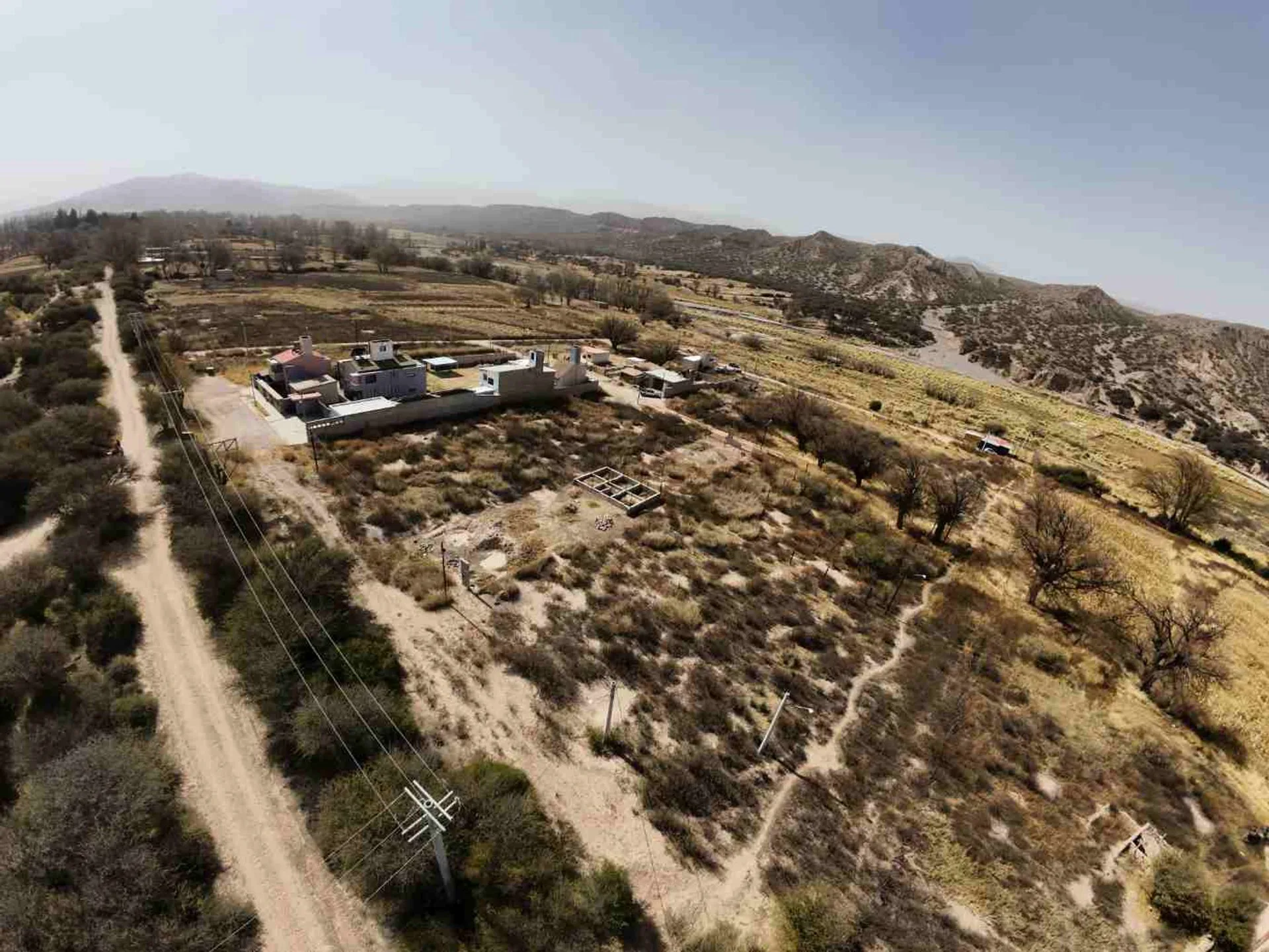 VENTA TERRENO HUMAHUACA 300 m² foto 3