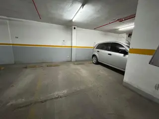 Cochera en Venta | Nueva Córdoba | Torre Olmos 3 | a metros Patio ¡O! foto 4