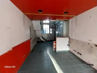 Local en venta, Muñiz 11, Ituzaingó. Excelente oportunidad para emprendimiento. foto 3