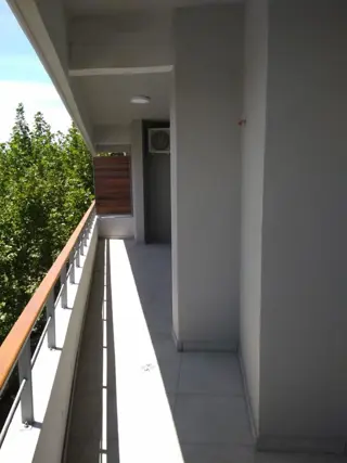 EXCELENTES DEPTOS MONO, 2 Y 3 AMBIENTES EN EXCELENTE ZONA DE TIGRE foto 3