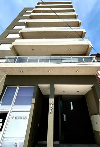 Departamento para 4 personas A solo 1 cuadra del mar y 2 cuadras del centro. foto 2