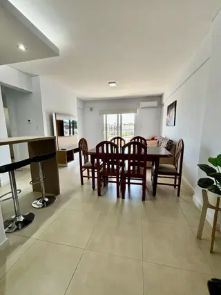 Departamento para 4 personas A solo 1 cuadra del mar y 2 cuadras del centro. foto 3