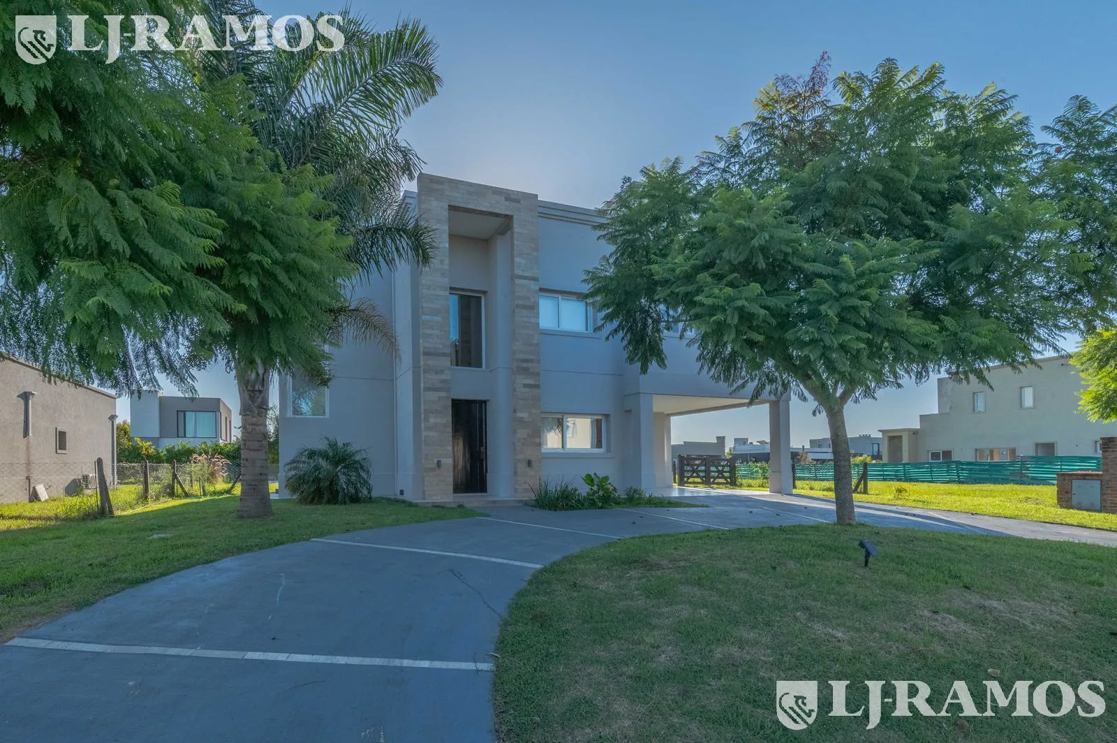 Casa en el BARRIO VISTAS - PUERTOS / ESCOBAR foto 2