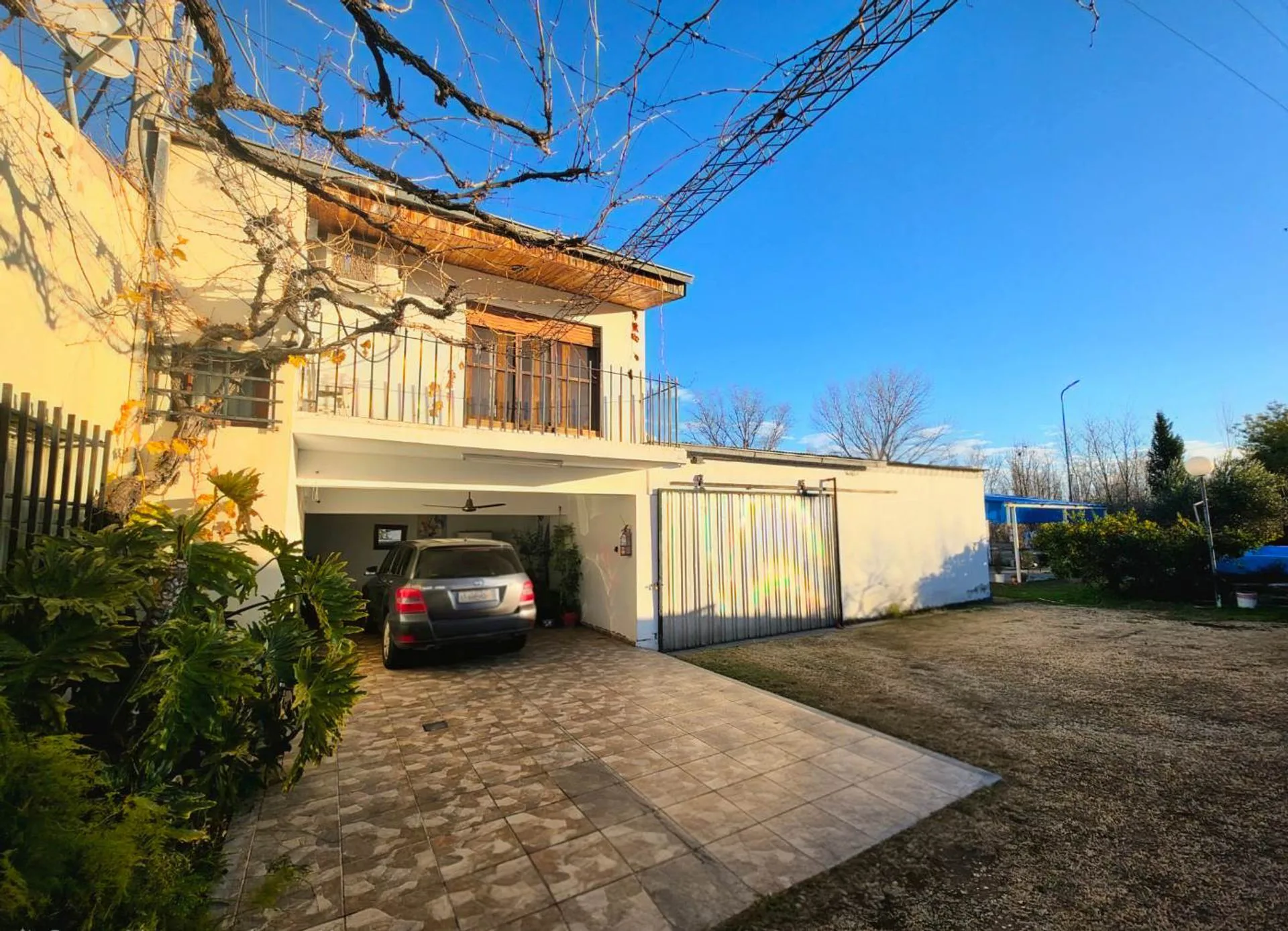 VENTA GRAN CASA CON PILETA EN SAN RAFAEL, MENDOZA foto 3