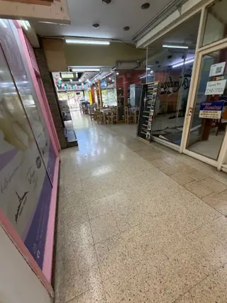 Local Galería Diagonal San Martín 38, La Falda foto 4