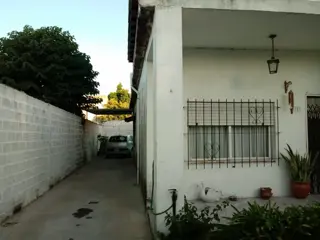 casa con departamento foto 3