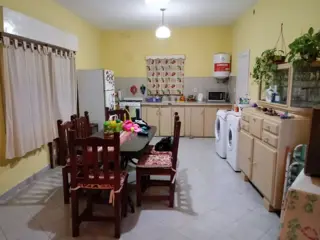 casa con departamento foto 4