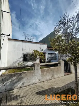 Casa a refaccionar en Villa Lugano - APTO CRÉDITO foto 1