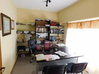 Venta o permuta de oficinas céntricas foto 1