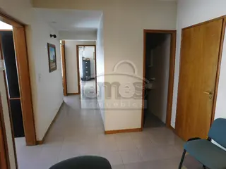 Venta o permuta de oficinas céntricas foto 3