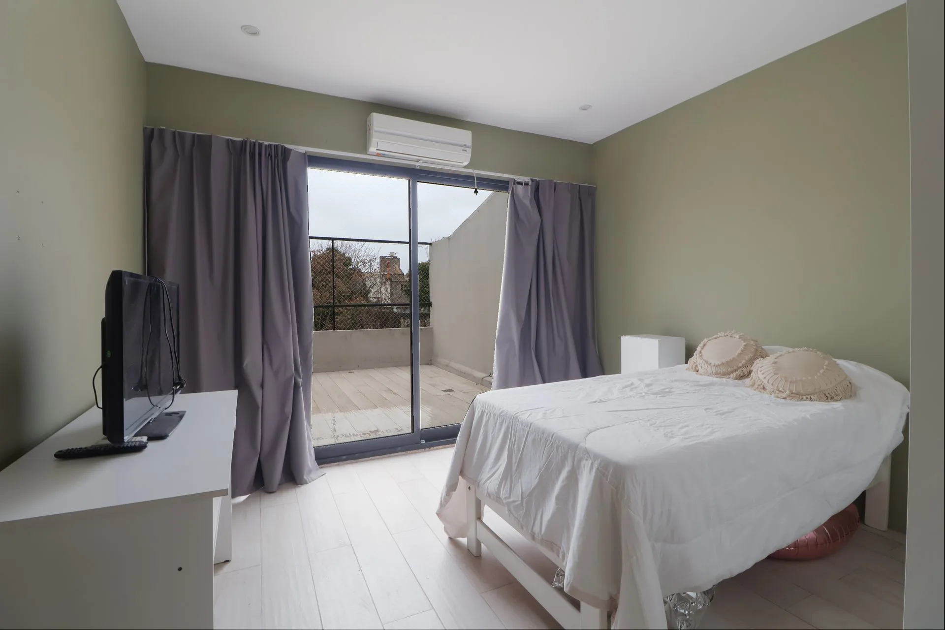 VENTA PH 4 Amb pileta+cochera+jardin+playroom foto 4