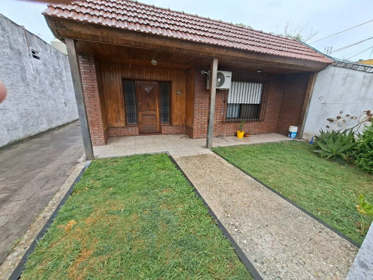 2 CASAS EN VENTA MALVINAS ARGENTINAS ALTE. BROWN foto 3