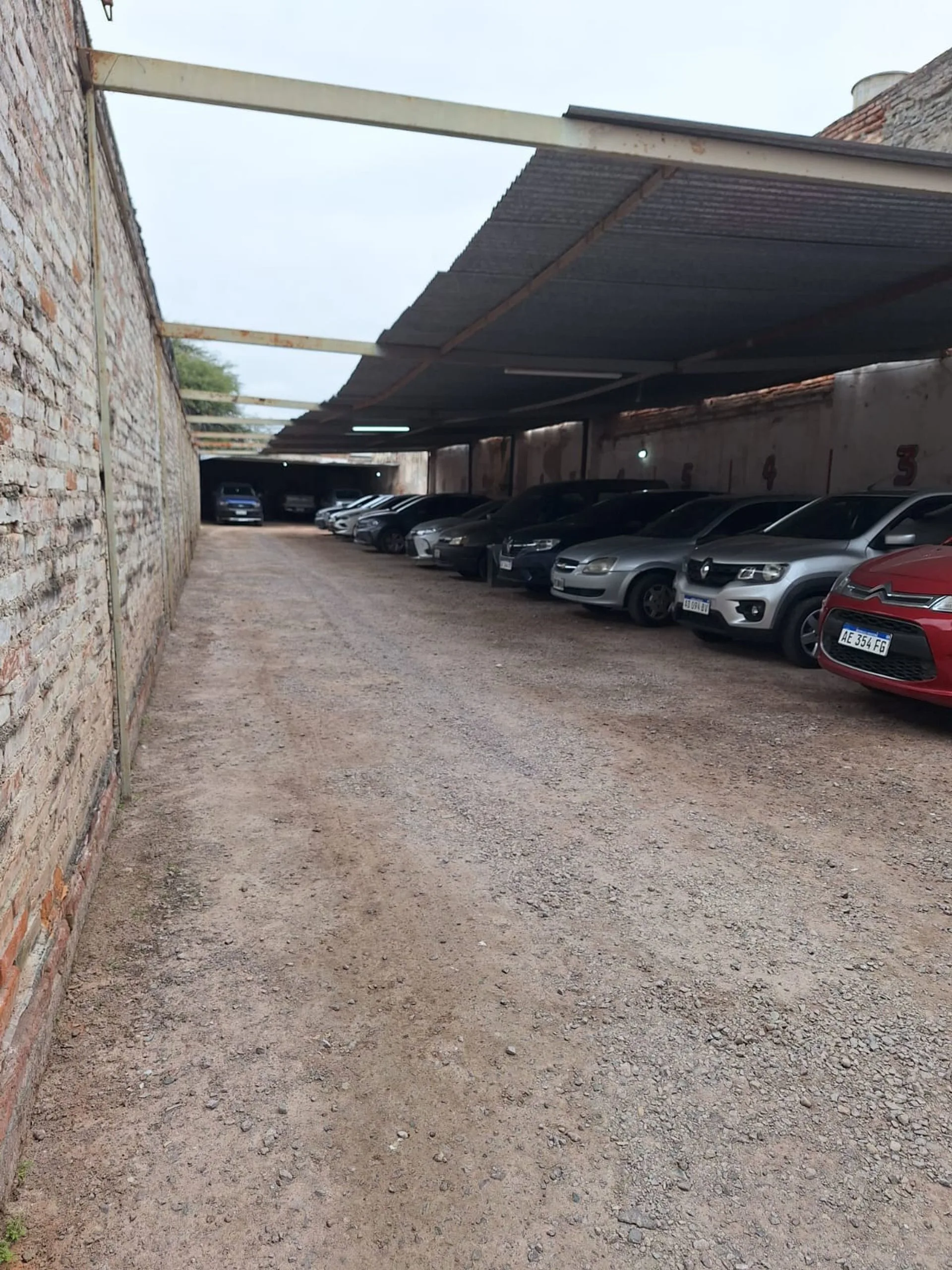 VENTA DE IMPORTANTE PROPIEDAD EN PLENO CENTRO foto 3