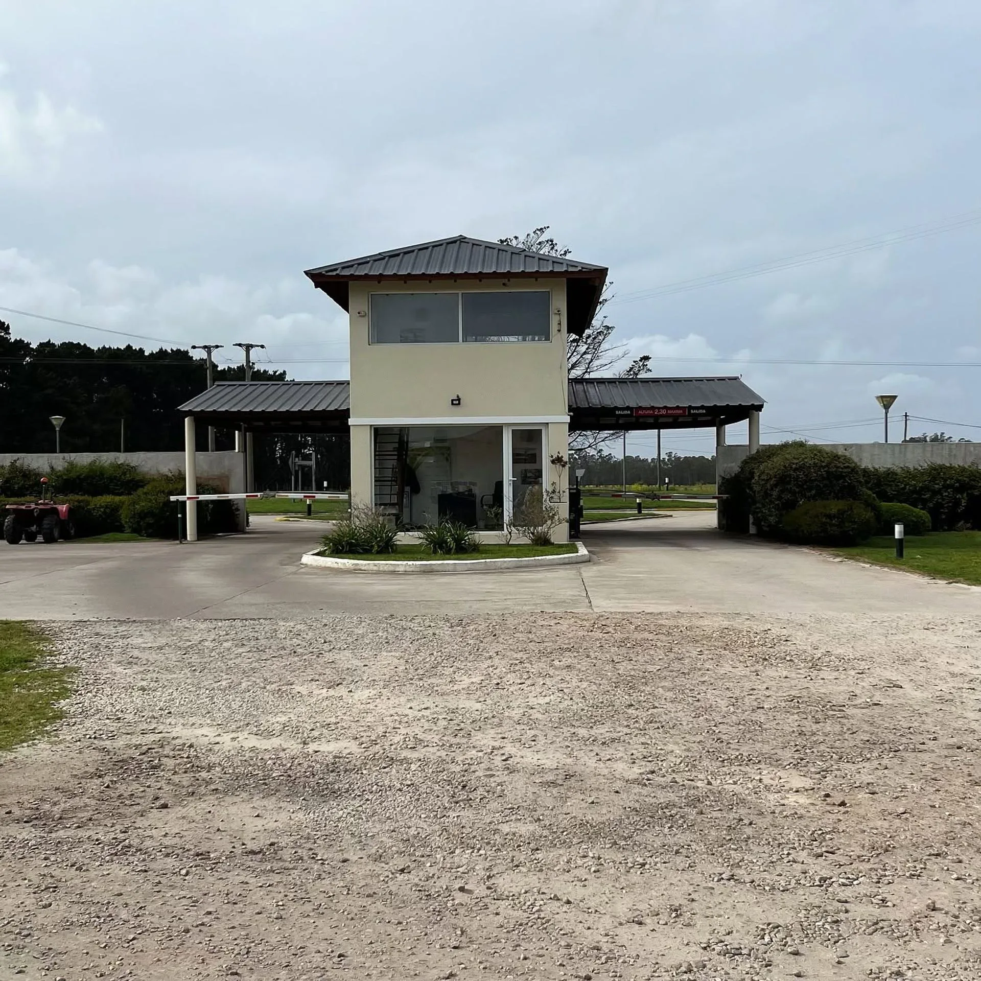 Hermoso lote en venta foto 2