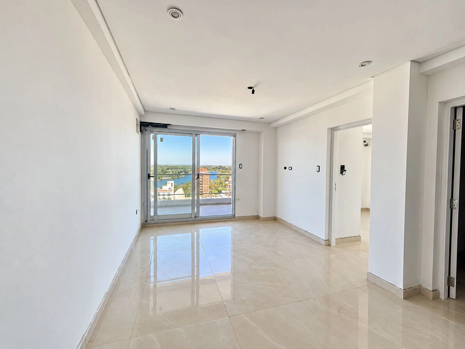 Dprto de 1 dormitorio a estrenar vista al Río foto 2