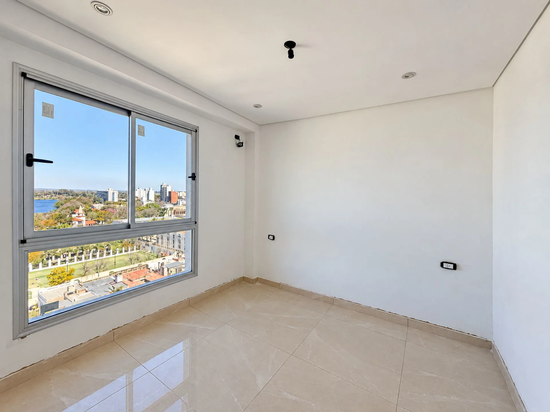 Dprto de 1 dormitorio a estrenar vista al Río foto 5