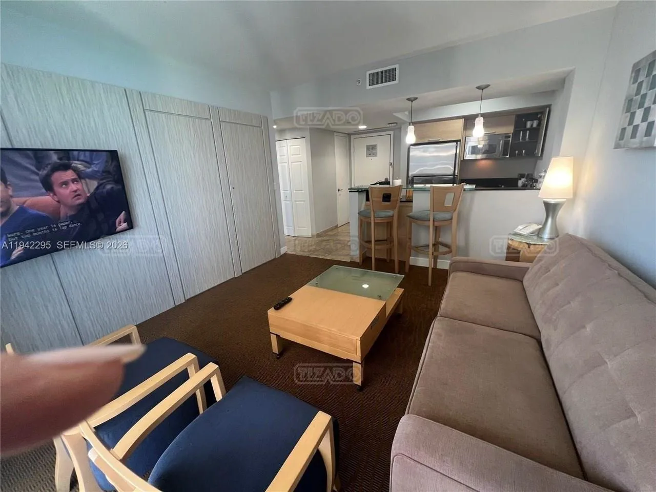 18683 Collins Ave 18600 foto 3