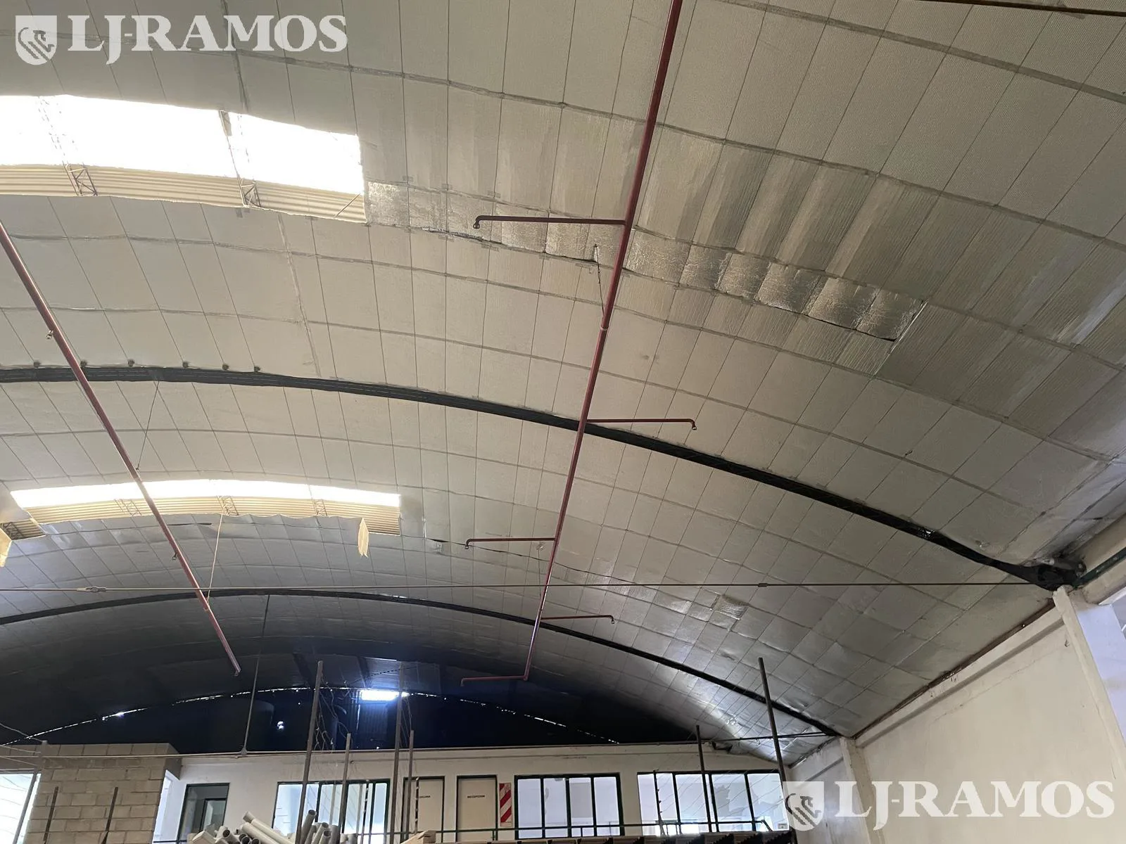 NUEVO VALOR - Depósito en Alquiler y Venta en Villa Rosa foto 3