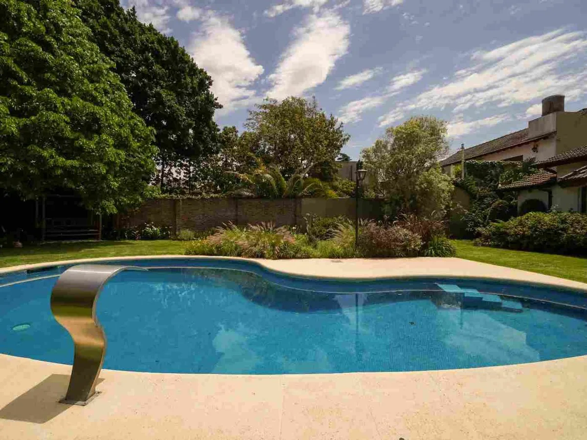 Casa apta desarrollo multifamiliar  venta  Olivos foto 4