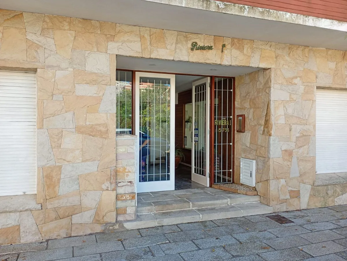 VENTA DPTO 3 AMB MIRAMAR ( PERMUTA EN CABA) foto 3