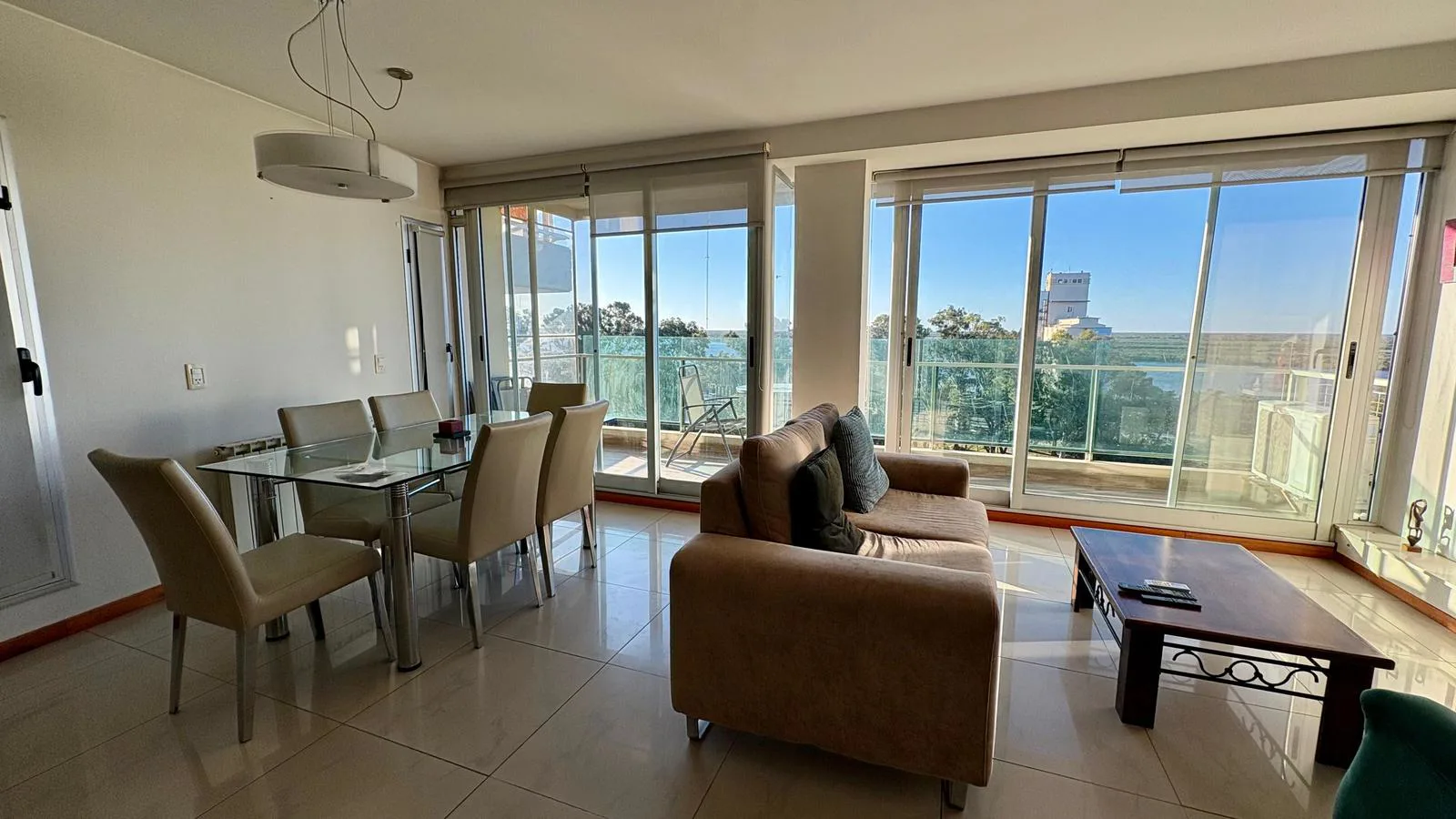 Rivadavia 2200 - Departamento en alquiler de 2 dormitorios amueblado - Rosario, Pichincha foto 4