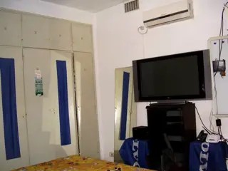 Venta Olivos Casa 3 amb.-  Lote propio- foto 3