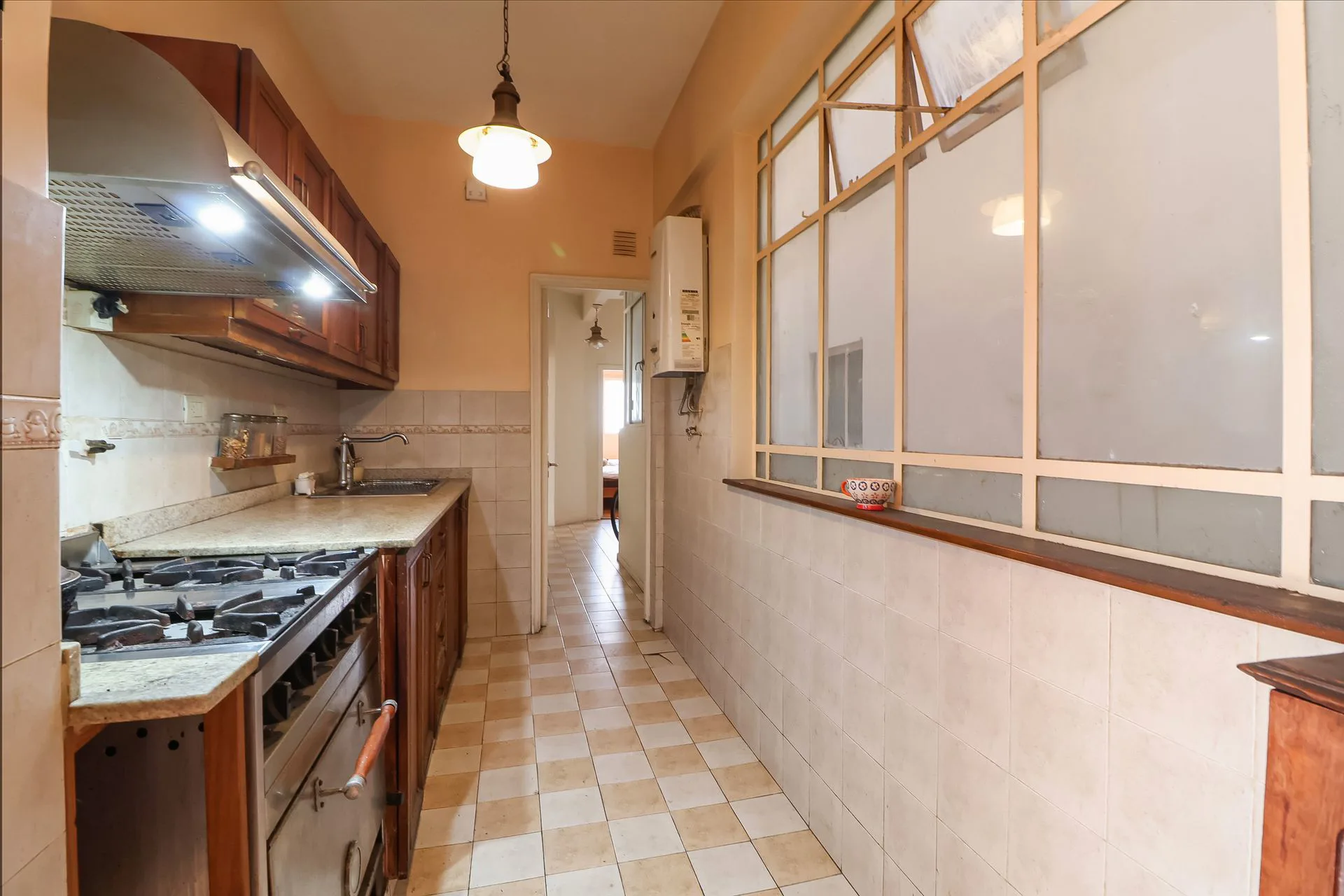 VENTA SEMIPISO 4 AMBIENTES Y DEPENDENCIA BALCON foto 5