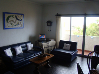 PRECIOSO DEPARTAMENTO EN 4 AMBIENTES EN VENTE EN VILLA GESELL foto 1