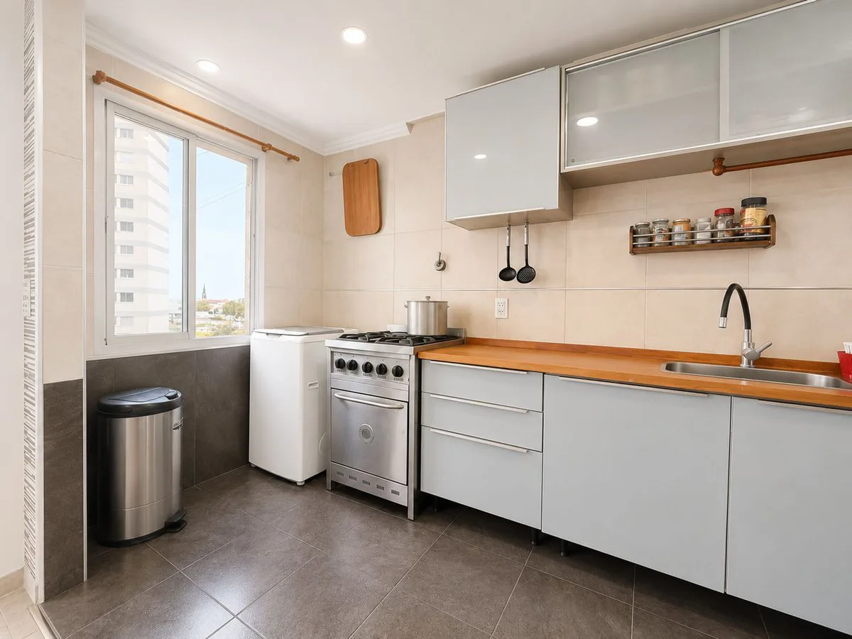 VENTA DEPARTAMENTO 5 AMB BARRIO SARMIENTO COCHERA foto 5