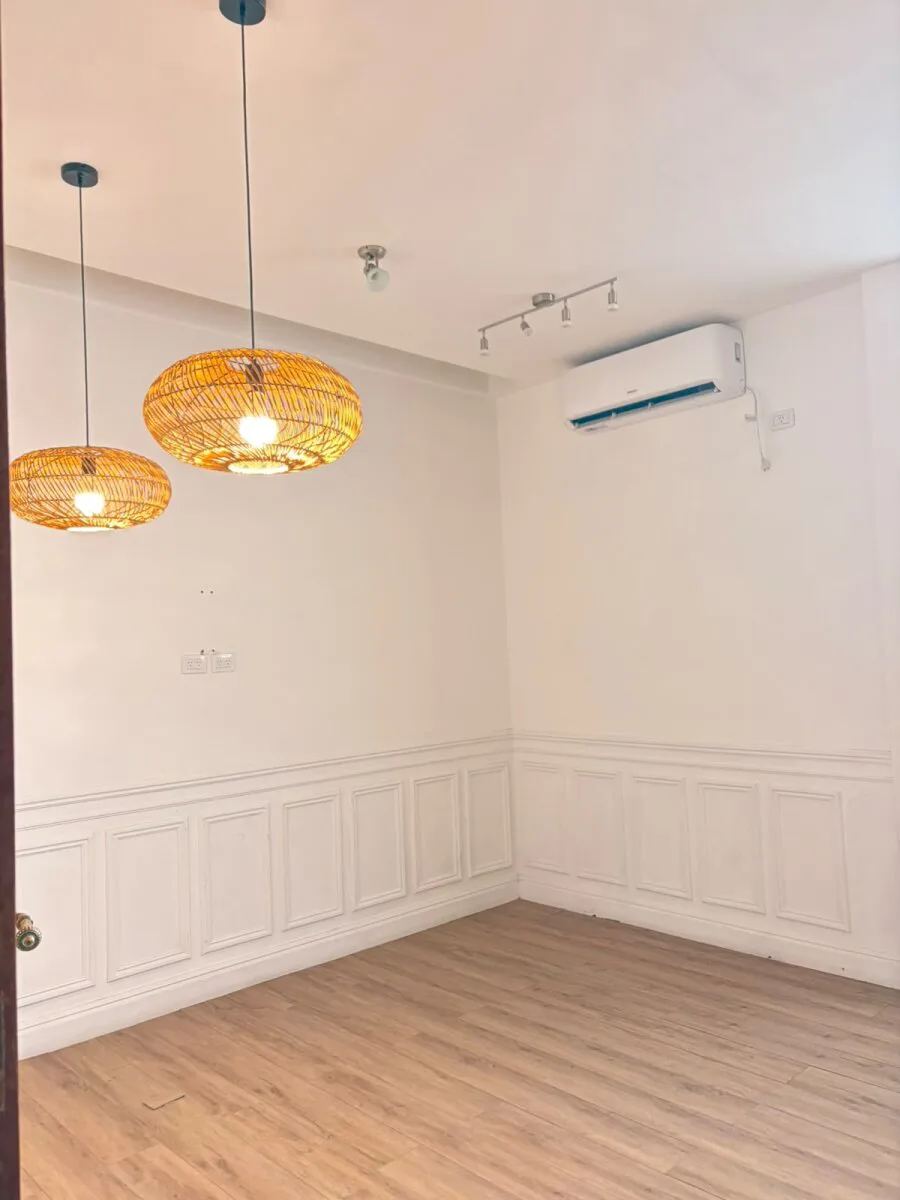 Bright Renovated 3-Bedroom Half-Floor Apartment, 2 Bathrooms, San Nicolás – photo 12 of 16