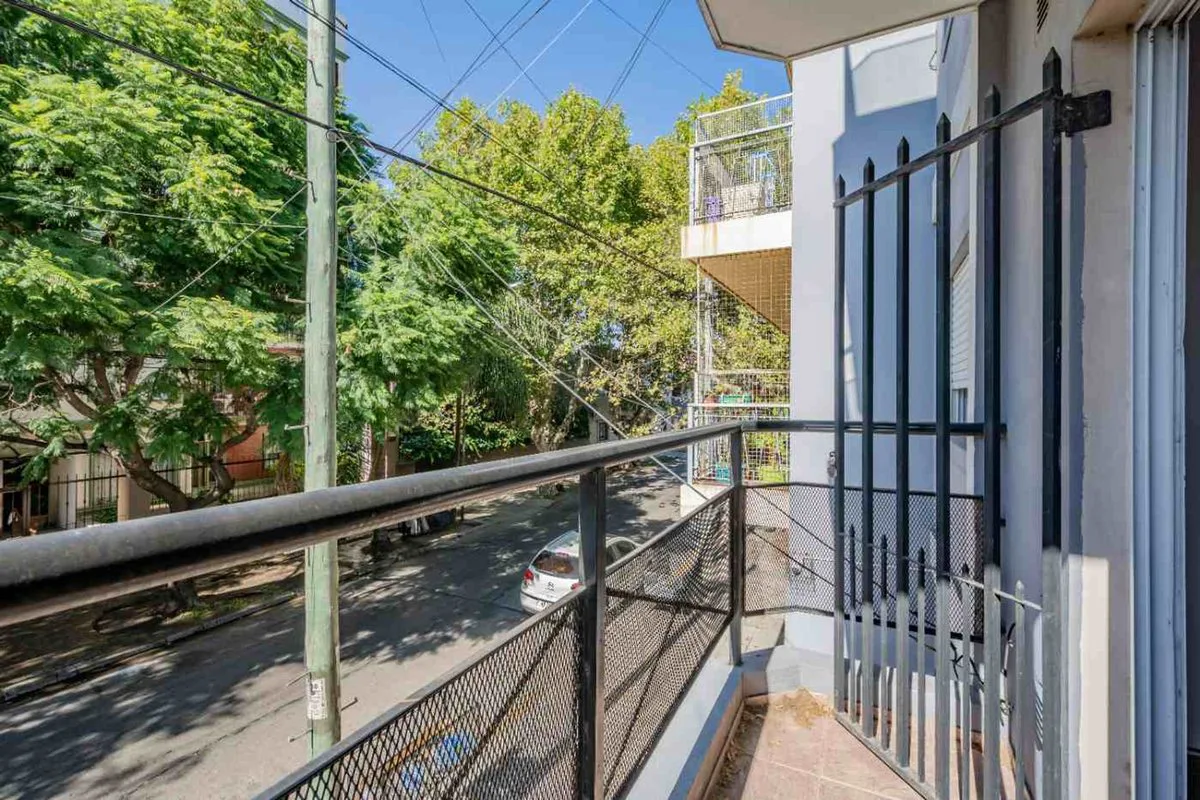 Venta 2 Ambientes con Balcón al Frente y Terraza foto 4