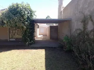 CASA PARA 5 PERSONAS CON 2 DORMITORIOS A 2 CUADRAS DEL CASINO foto 1
