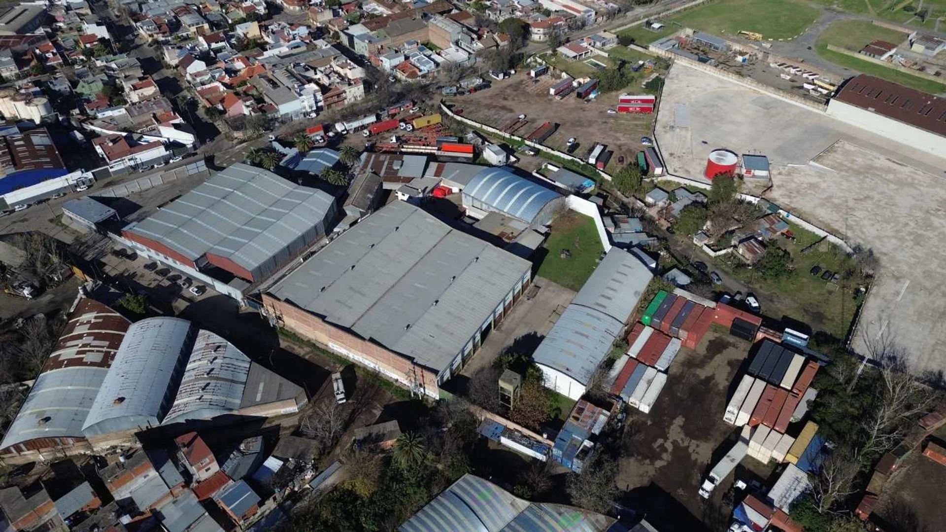 VENTA CENTRO LOGISTICO VALENTIN ALSINA - 6200 M2 foto 4