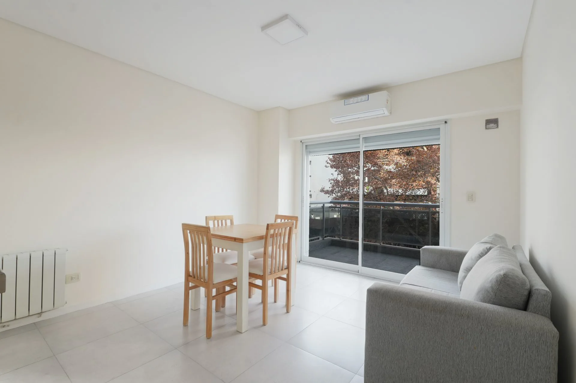 ALQUILER MODERNO DEPARTAMENTO 2 AMBIENTES BALCON foto 3