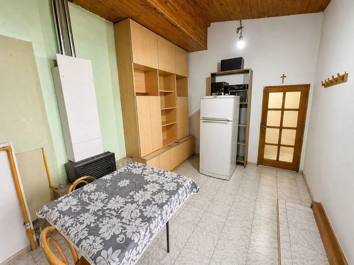 VENTA O PERMUTA casa + local + dptos Ushuaia. foto 3