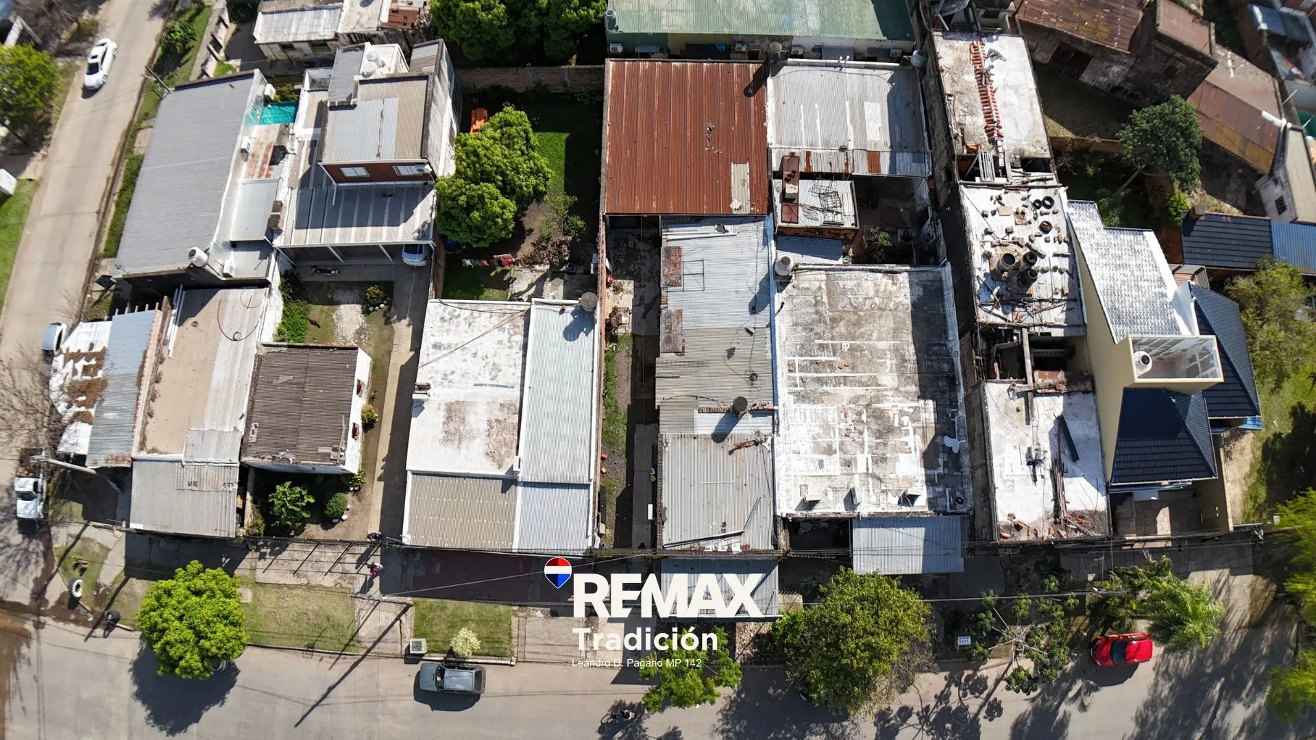 Casa c/ local comercial en Venta sobre Av. Alberdi foto 3