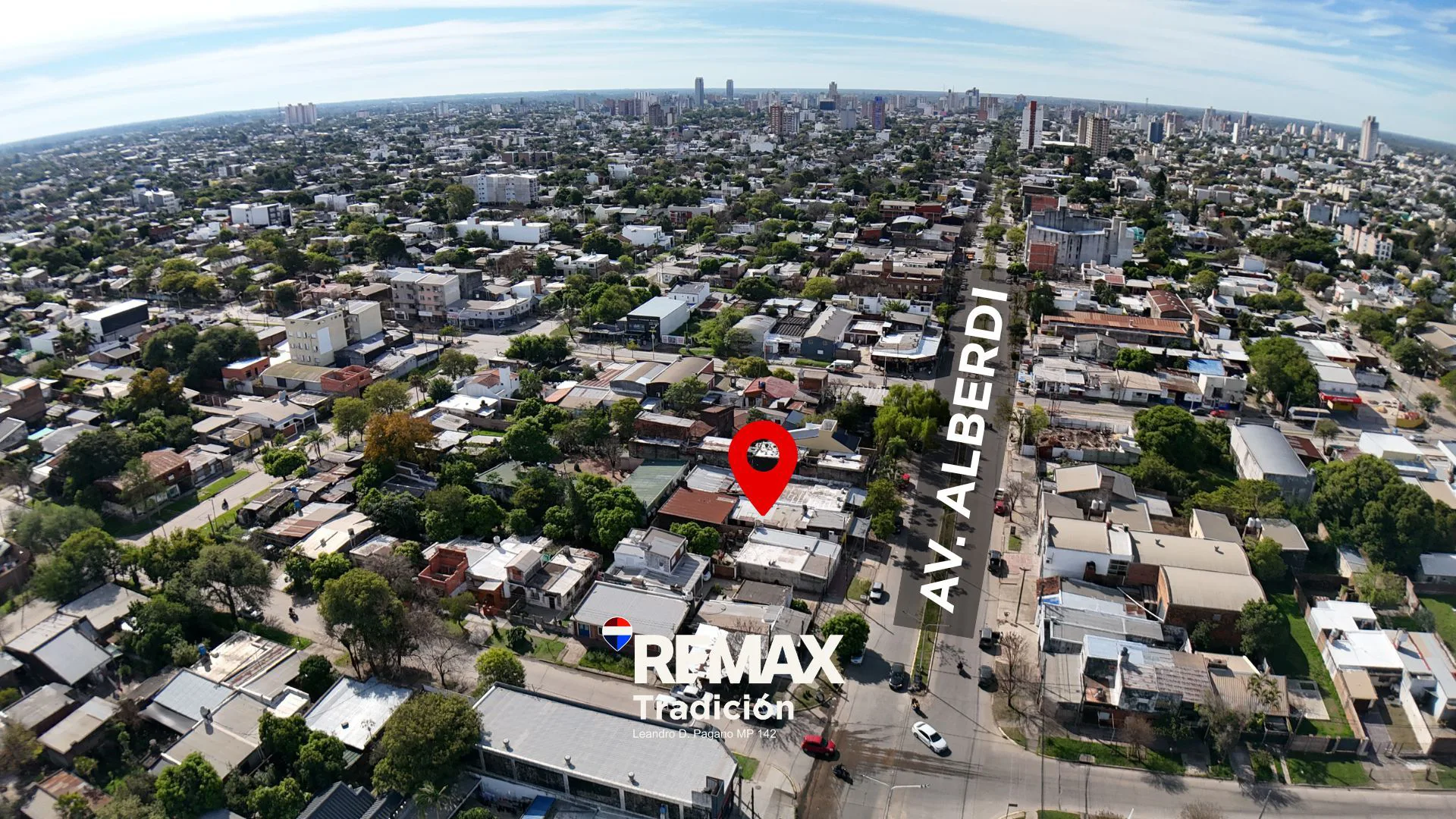Casa c/ local comercial en Venta sobre Av. Alberdi foto 5