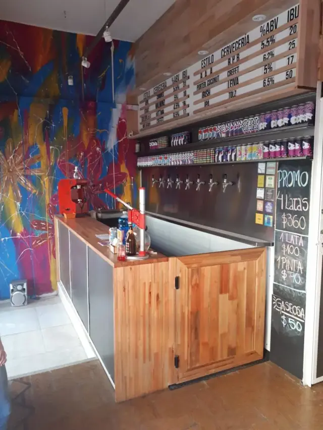 Inversores Ocasion de compra calle Belgrano ,Paseo Guemes Inmueble con 5 Locales (casi todos alquilados)+deposito+patio+baño, se vende con inquilinos
