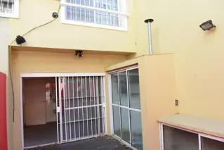 ESPLENDIDO DUPLEX CUATRO AMBIENTES OPTIMO EMPLAZAMIENTO foto 3