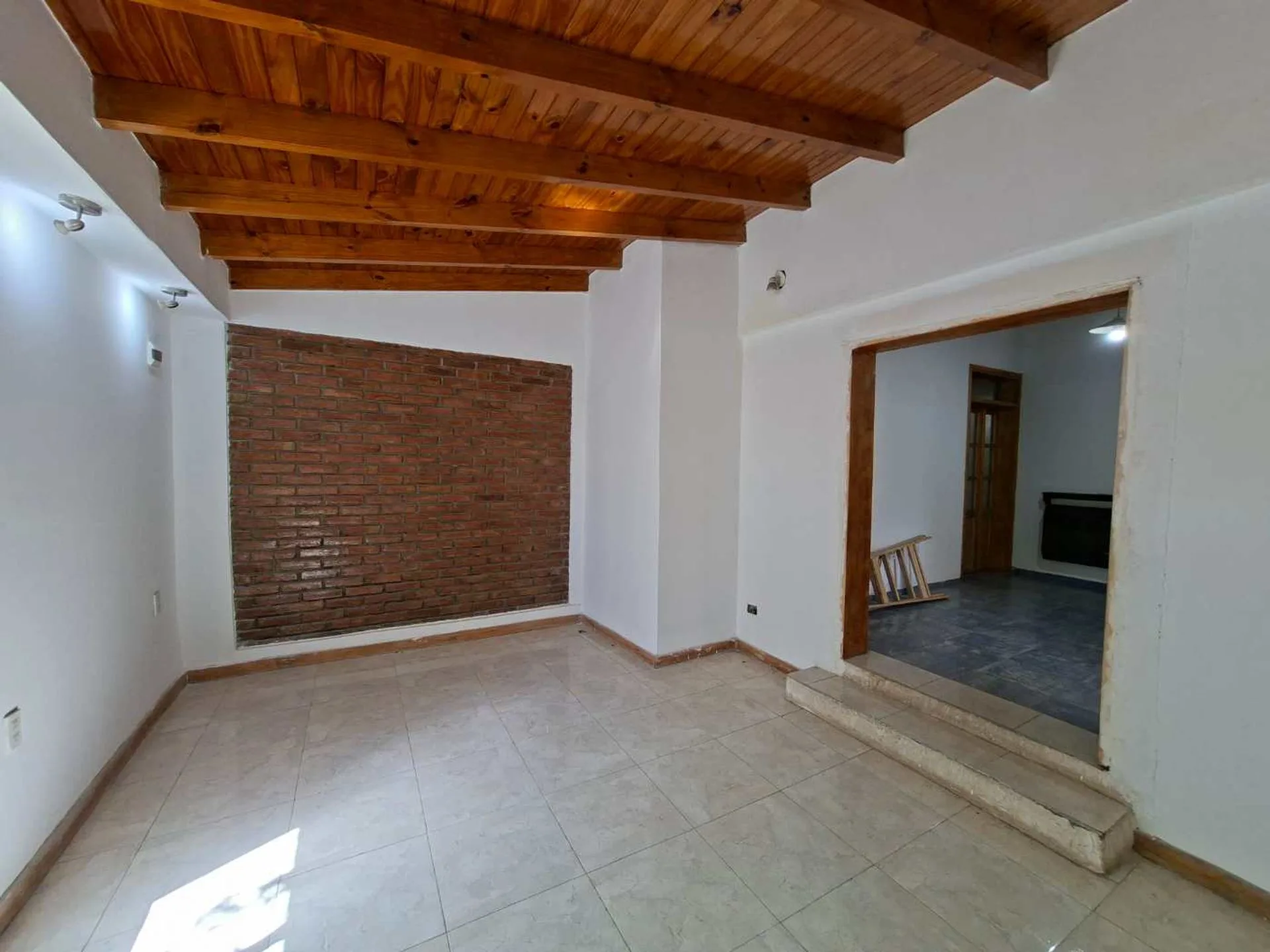 CASA DE 3 HABITACIONES. B° VILLA ELISA, POCITO foto 4