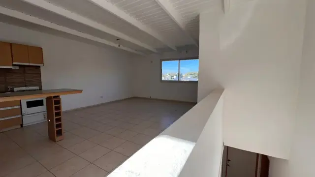 VENTA AMPLIO DUPLEX 2DOR CUESTA COLORADA APTO CRÉD