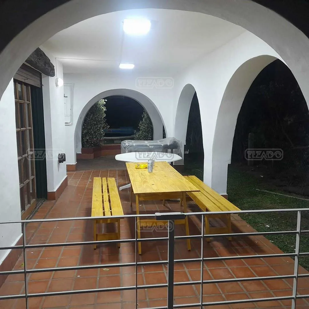 3-Bedroom House with Large Pool and Grill in Country Club Banco Provincia – photo 10 of 12