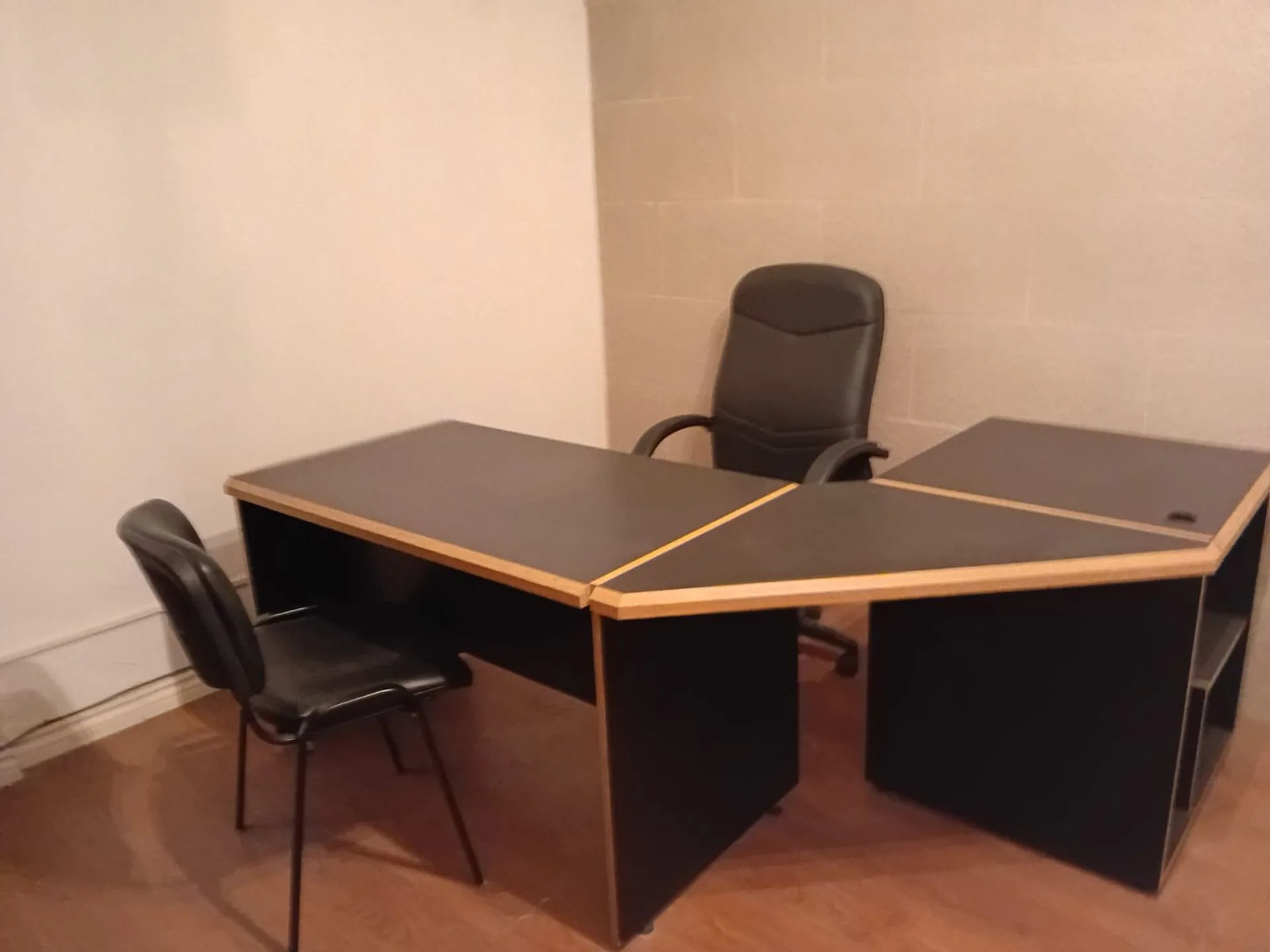 VENTA OFICINA TRIBUNALES OPORTUNIDAD foto 4